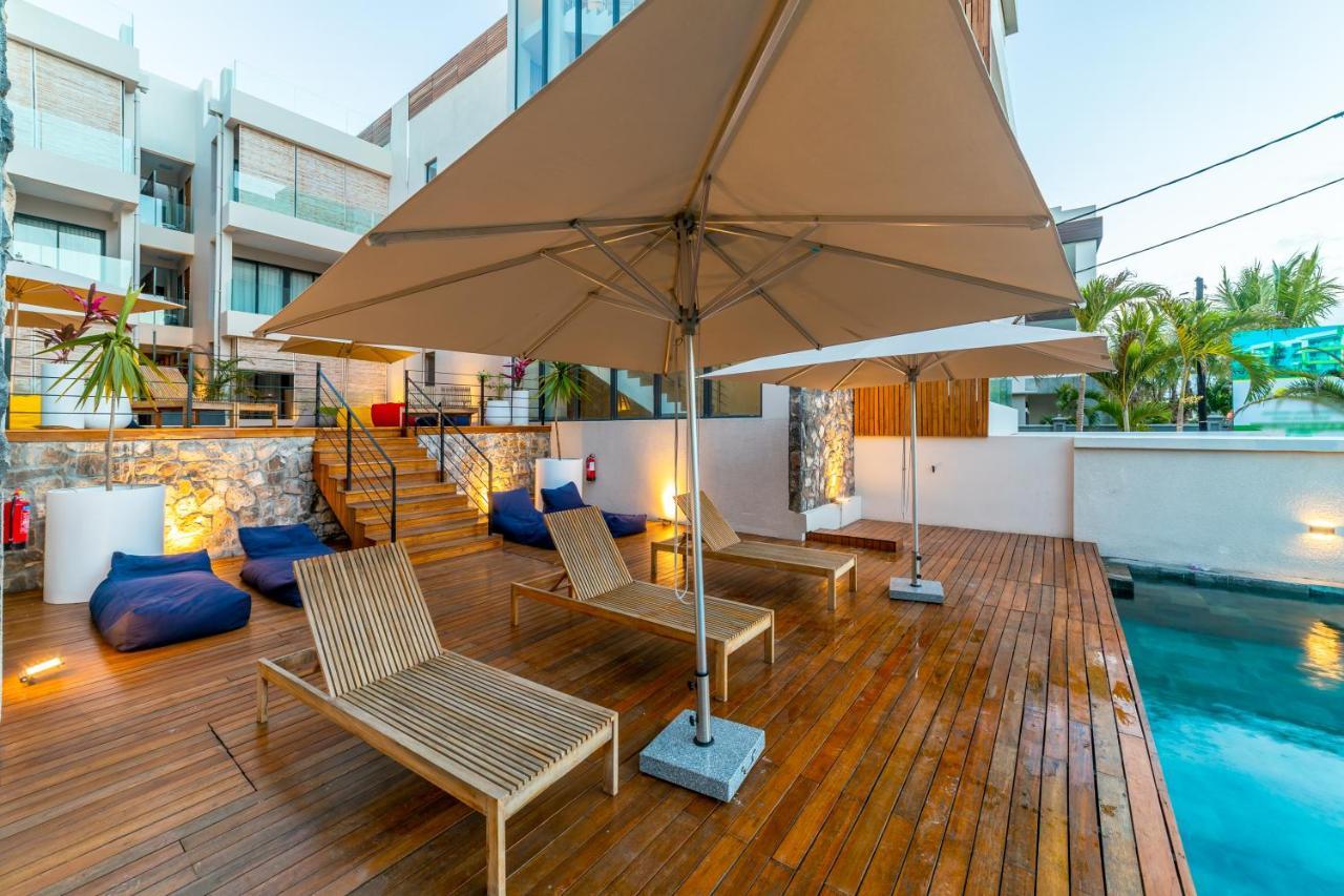 One Bay Residence Unit 15 - Penthouse With Private Roof Top, Jacuzzi And Sea View Grand Baie Exterior foto
